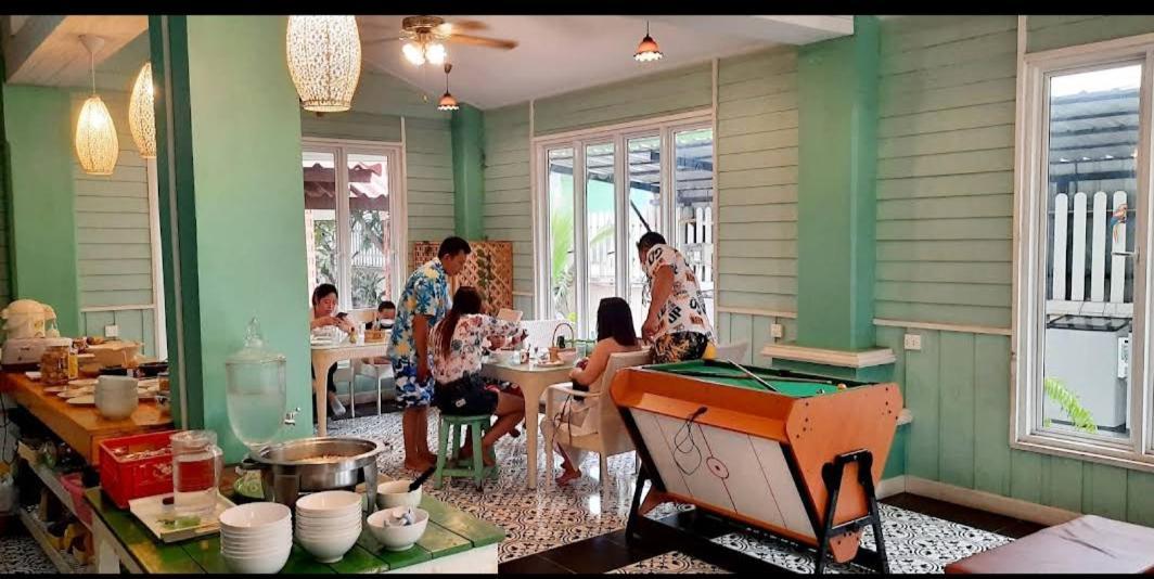 คิวทอง บังกะโล Koh Larn Ngoại thất bức ảnh
